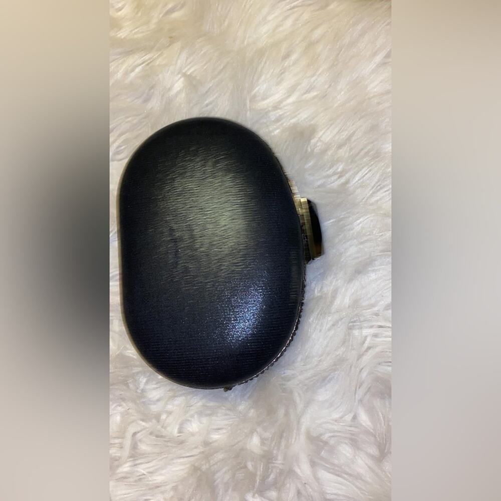 Olga Berg black clutch - Picture 6 of 10